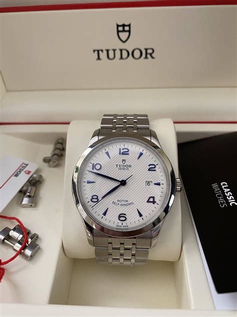 tudor 1926 review|tudor 1926 opaline.